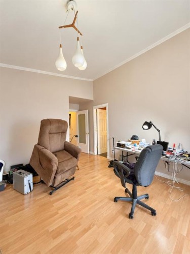 1432 Russet Road Ne, Calgary, AB 