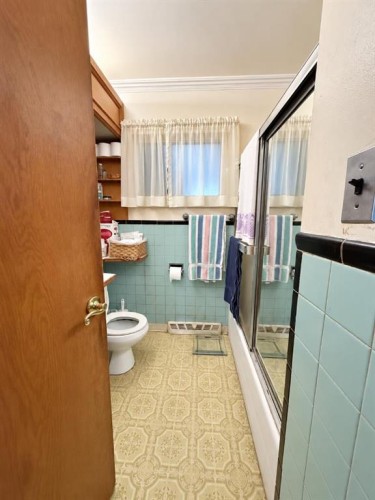 1432 Russet Road Ne, Calgary, AB 