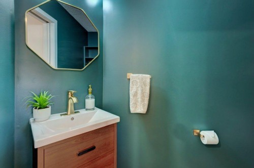 2432 Riverstone Road Se, Calgary, AB 