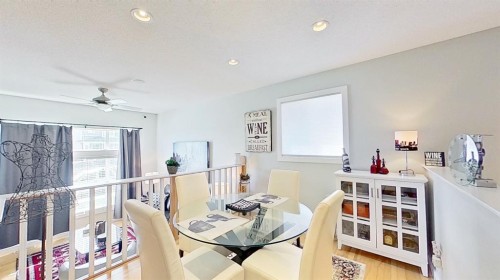 7 Bridlecrest Boulevard Sw, Calgary, AB 