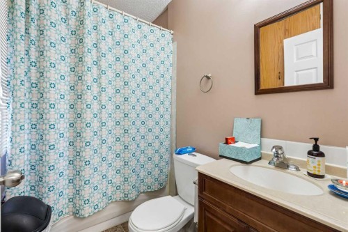 263 19 Avenue Ne, Calgary, AB 