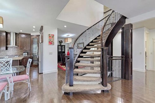 16 Rockcliff Point Nw, Calgary, AB 