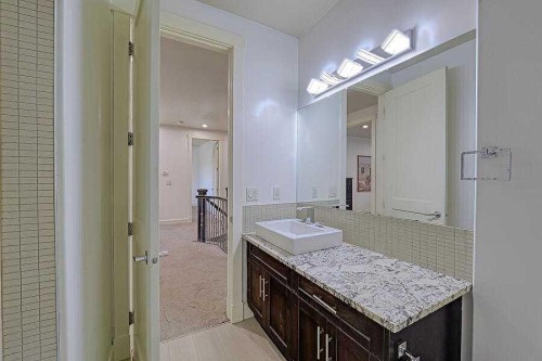 16 Rockcliff Point Nw, Calgary, AB 