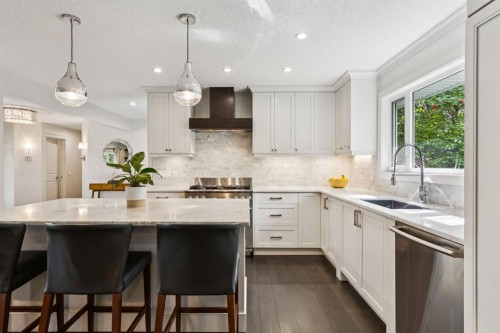 16 Varsdale Place Nw, Calgary, AB 