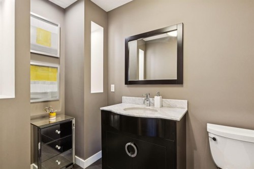 16 Varsdale Place Nw, Calgary, AB 