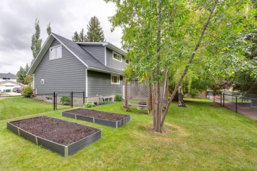 16 Varsdale Place Nw, Calgary, AB 