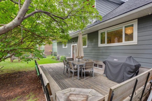 16 Varsdale Place Nw, Calgary, AB 