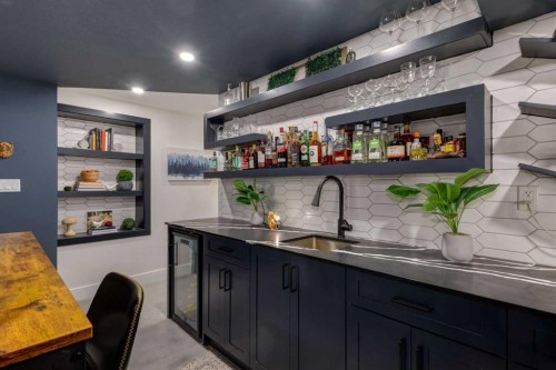 232 Midglen Place Se, Calgary, AB 