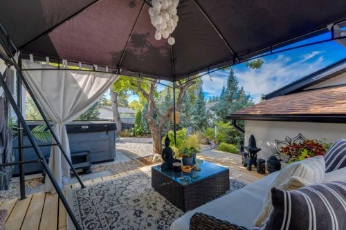 232 Midglen Place Se, Calgary, AB 