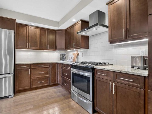 30 Wimbledon Drive Sw, Calgary, AB 