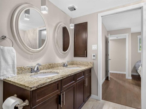 30 Wimbledon Drive Sw, Calgary, AB 