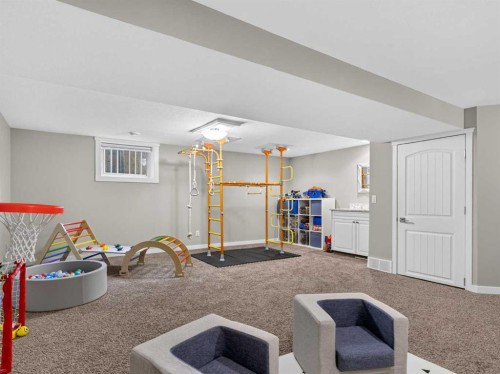 30 Wimbledon Drive Sw, Calgary, AB 