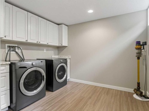 30 Wimbledon Drive Sw, Calgary, AB 