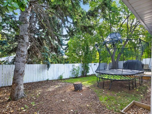 30 Wimbledon Drive Sw, Calgary, AB 