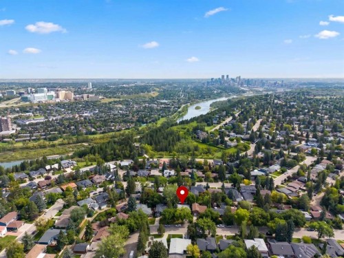 30 Wimbledon Drive Sw, Calgary, AB 