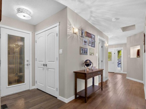30 Wimbledon Drive Sw, Calgary, AB 