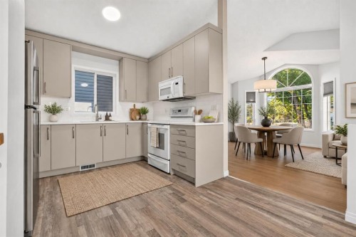 44 Harvest Gold Circle Ne, Calgary, AB 