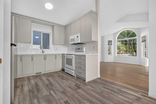 44 Harvest Gold Circle Ne, Calgary, AB 