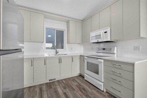 44 Harvest Gold Circle Ne, Calgary, AB 