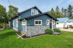 813 8 Avenue NEThree Hills, AB T0M 2A0