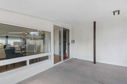8335 47 Avenue Nw, Calgary, AB 