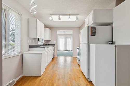 415 51 Avenue Sw, Calgary, AB 