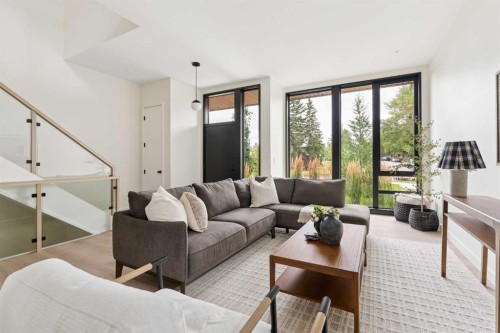 3A Willow Crescent Sw, Calgary, AB 