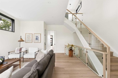 3A Willow Crescent Sw, Calgary, AB 