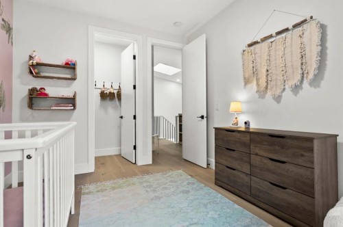 921 41 Street Sw, Calgary, AB 