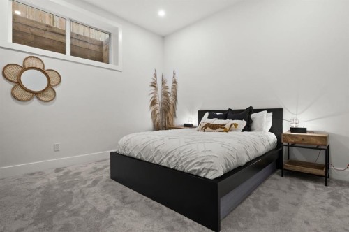 921 41 Street Sw, Calgary, AB 