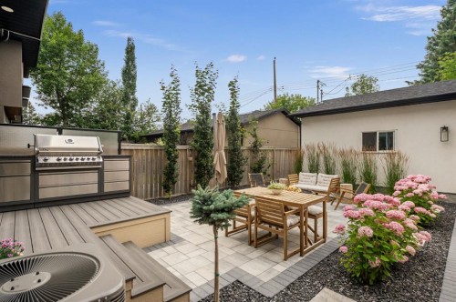 921 41 Street Sw, Calgary, AB 