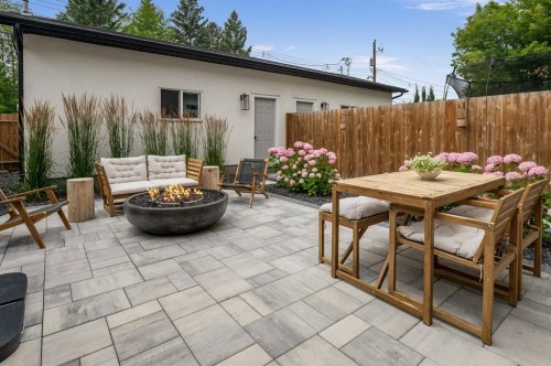 921 41 Street Sw, Calgary, AB 