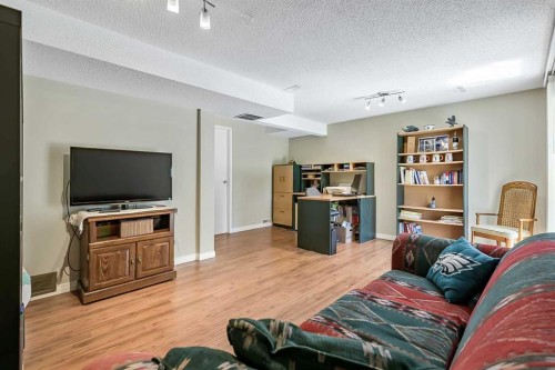 76-200 Shawnessy Drive Sw, Calgary, AB 