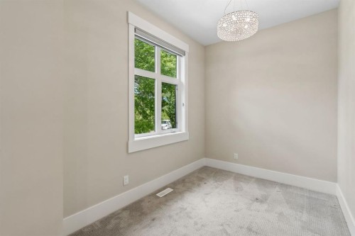 1012 17 Street Nw, Calgary, AB 