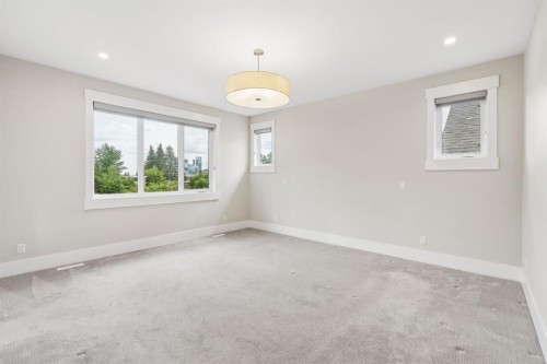 1012 17 Street Nw, Calgary, AB 