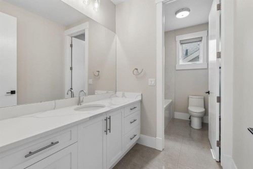 1012 17 Street Nw, Calgary, AB 