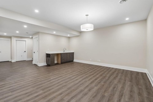 1012 17 Street Nw, Calgary, AB 