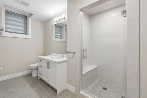 1012 17 Street Nw, Calgary, AB 