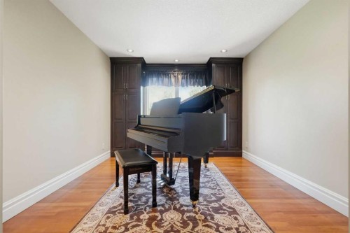 62 Christie Estate Terrace Sw, Calgary, AB 