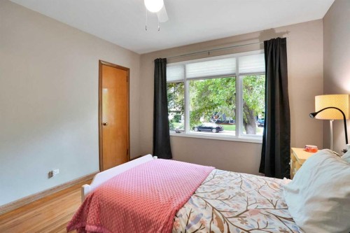 3216 27 Street Sw, Calgary, AB 