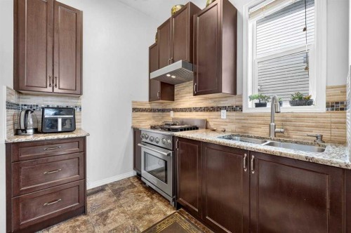 40 Sherwood Manor Nw, Calgary, AB 