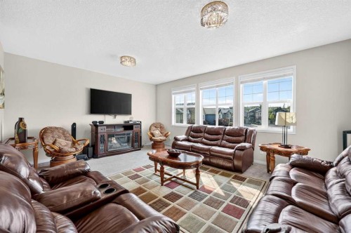 40 Sherwood Manor Nw, Calgary, AB 