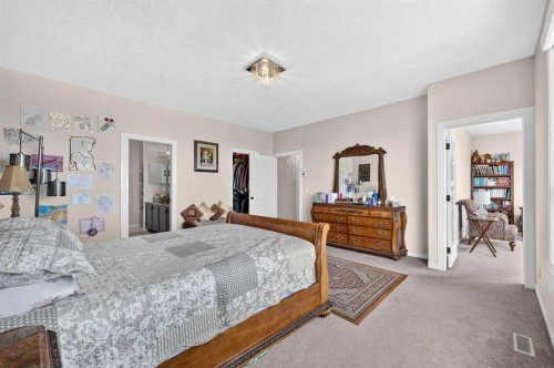 40 Sherwood Manor Nw, Calgary, AB 