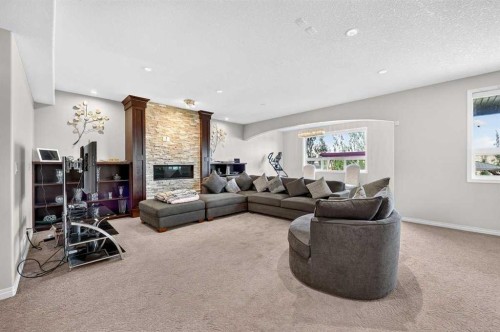 40 Sherwood Manor Nw, Calgary, AB 