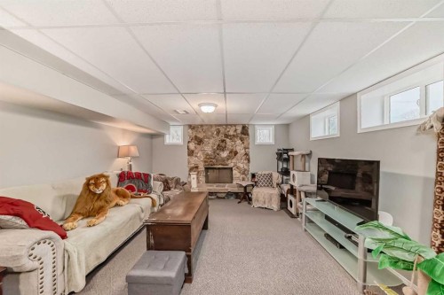 3205 4 Street Sw, Calgary, AB 