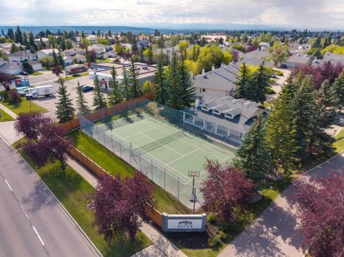 412 Hawkstone Manor Nw, Calgary, AB 