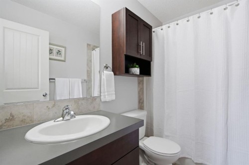 126 Copperpond Landing Se, Calgary, AB 