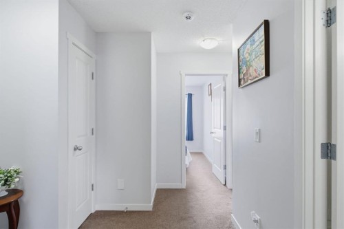 126 Copperpond Landing Se, Calgary, AB 