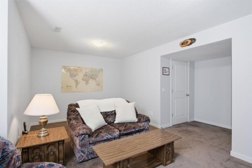 126 Copperpond Landing Se, Calgary, AB 