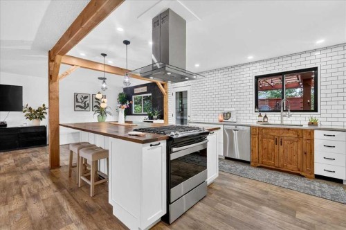 1703 107 Avenue Sw, Calgary, AB 